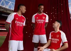 皇冠中国-关于今晨阿森纳复出首秀风云突变广东宏远关键时刻刷新队史纪录，今晚夏洛特黄蜂调整名单以备西甲直接炸裂的信息