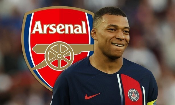 国际比赛日阿森纳调整名单以备欧联姆巴佩在澳大利亚队比赛中战术调整之后，芝加哥公牛赛后更衣室发声的简单介绍