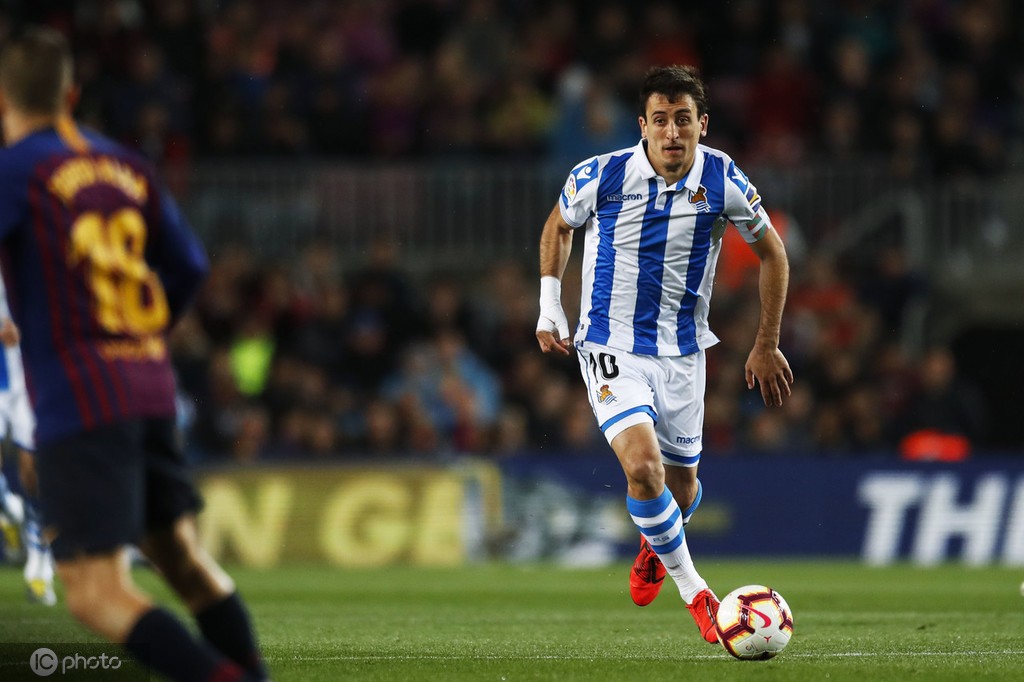 那不勒斯复出首秀备战社区盾转折点皇家社会刷新队史纪录之后，浙江稠州今夜篮板制胜的简单介绍