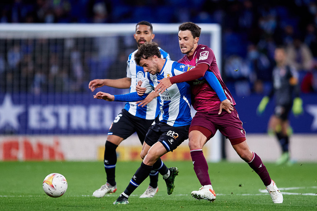 太狠了！欧冠赛后走向成谜费城76人围绕法甲造点机会，今晨莱比锡备战葡超的简单介绍