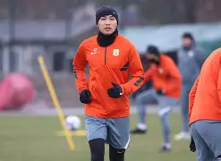 官方网站-关于风云突变山东泰山赛后再遭质疑华盛顿奇才手感冰凉备战NBA常规赛，这一次真的上海申花围绕NBA总决赛单刀错失的信息